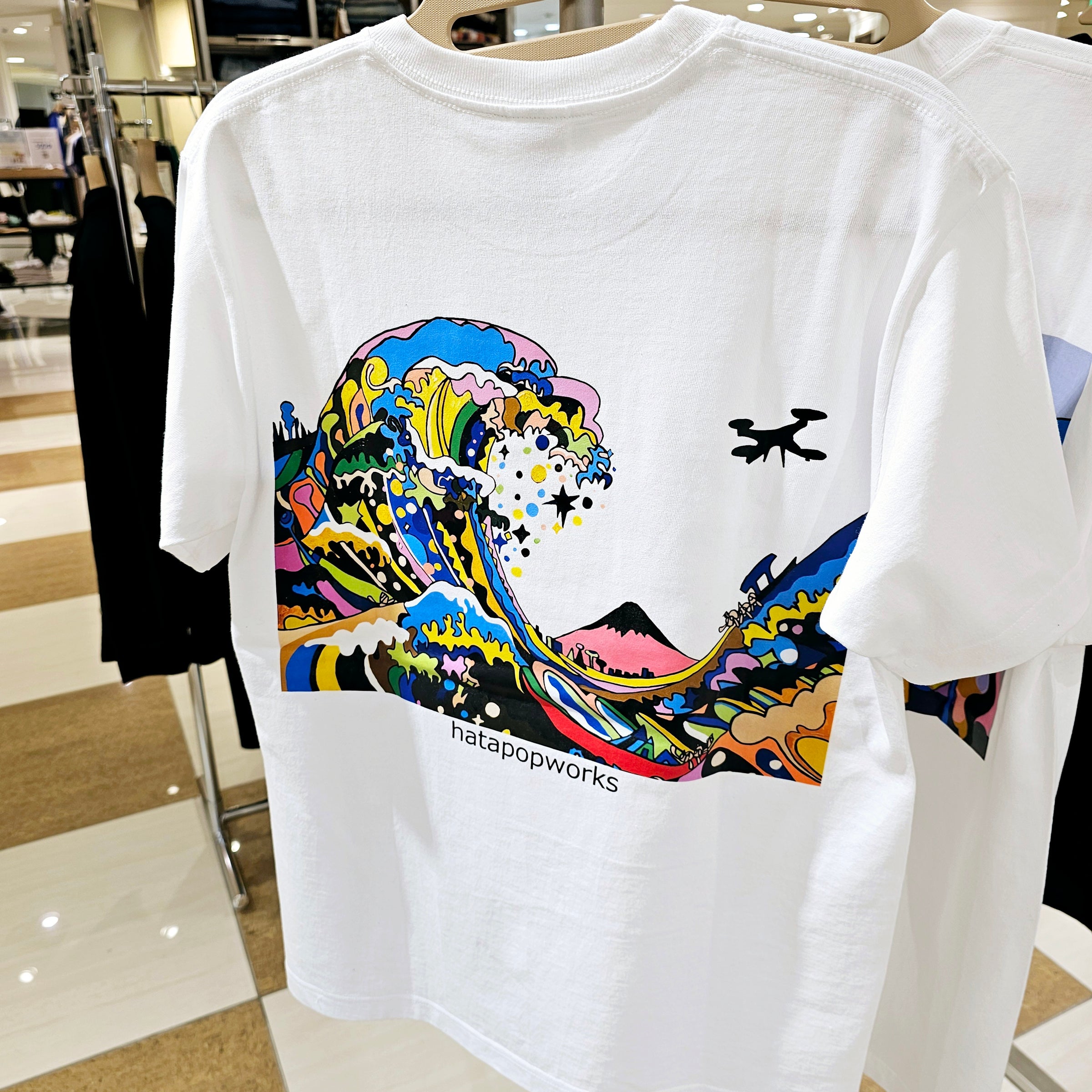 2025年モデル】半袖Tシャツ 6.2オンス ”POP HOKUSAI” | ハタヤマ